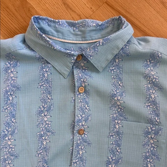 Quicksilver Waterman Blue Floral Short Sleeve Shirt Hawaiian Tropical Large - Picture 2 of 8